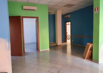 Ufficio Via Pesciatina, Lucca (zona San Vito) - foto 2