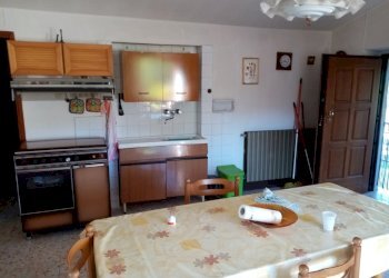 IMG_20201006_100733.jpg - Porzione di casa Piazza Nobili Vitelleschi 5, Labro - foto 18