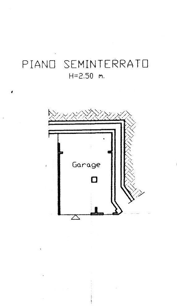 FC105_VENDITA_GARAGE_TERMO_LASPEZIA (2).jpg - Box La Spezia - floor plans 1