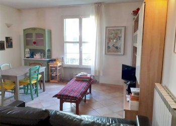 sala.jpg - Appartamento Fosdinovo - foto 4