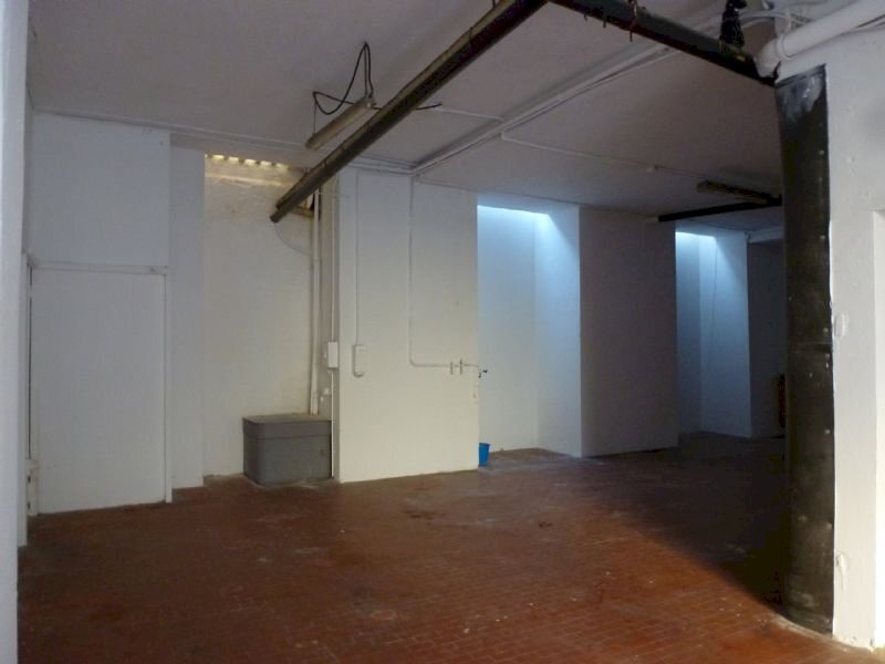 Warehouse Via Quintino Sella, Cuneo (neighborhood Centro) - photo 2