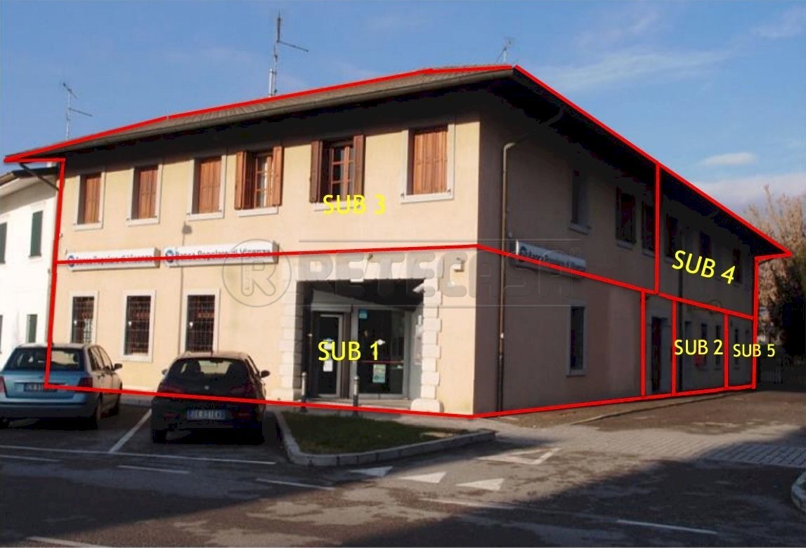 ESTERNI - Locale Commerciale Via Roma 3131, San Vito al Torre - foto 2