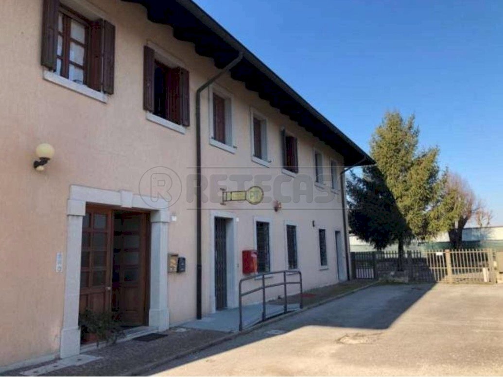 ESTERNI - Locale Commerciale Via Roma 3131, San Vito al Torre - foto 3