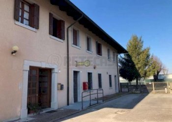 ESTERNI - Locale Commerciale Via Roma 3131, San Vito al Torre - foto 3