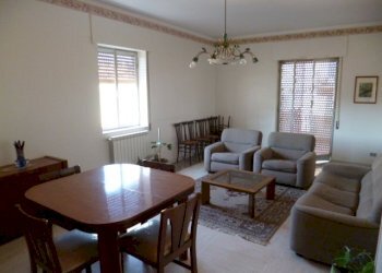 P1000051.JPG - Appartamento Ragusa - foto 6