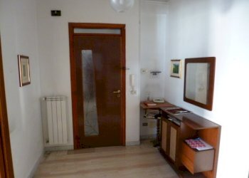 P1000052.JPG - Appartamento Ragusa - foto 9