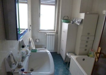 P1000063.JPG - Appartamento Ragusa - foto 12