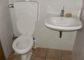 P8300028.JPG - Locale Commerciale Ragusa - foto 7