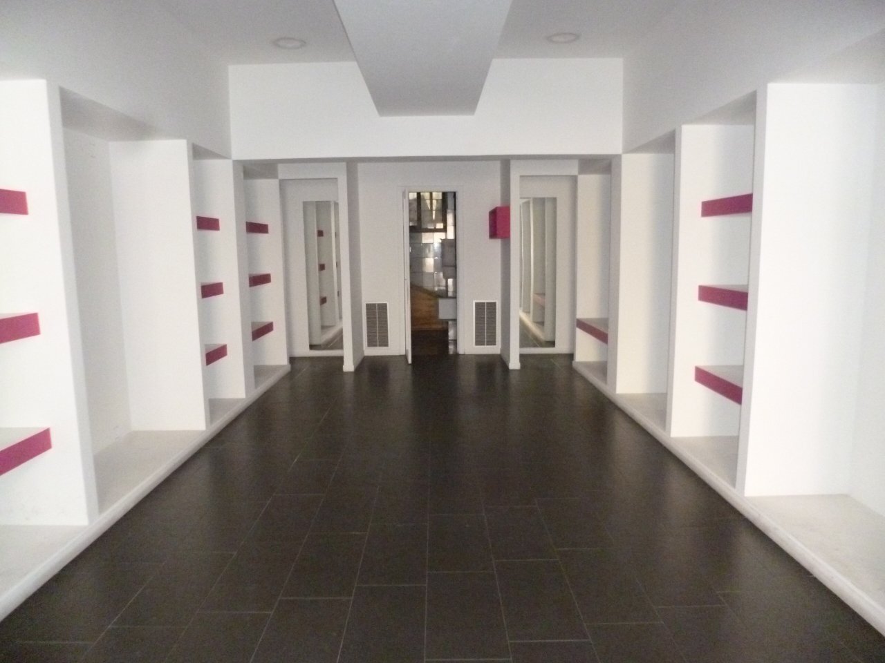 P1120604.JPG - Locale Commerciale Ragusa - foto 2