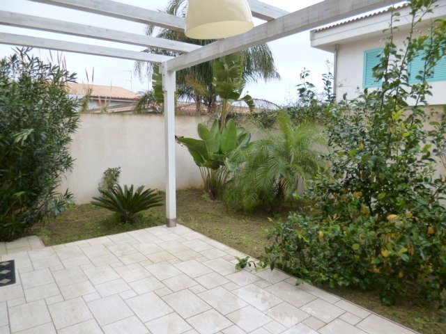 P1030871.JPG - Villa Santa Croce Camerina - foto 3