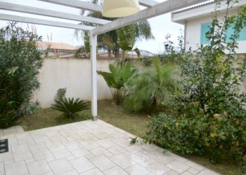 P1030871.JPG - Villa Santa Croce Camerina - foto 3