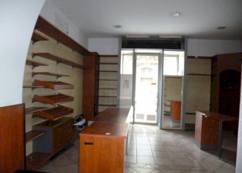 P1080878.JPG - Locale Commerciale Ragusa - foto 2