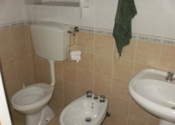 PA230032.JPG - Locale Commerciale Ragusa - foto 10