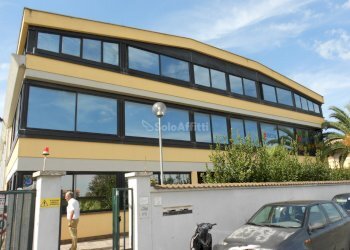 fiumicino - Isola Sacra ufficio piano terra - Office Via Ivo Oliveti, Fiumicino - photo 2