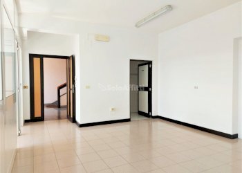 Fiumicino, Isola Sacra - Ufficio Piano terra - Office Via Ivo Oliveti, Fiumicino - photo 10