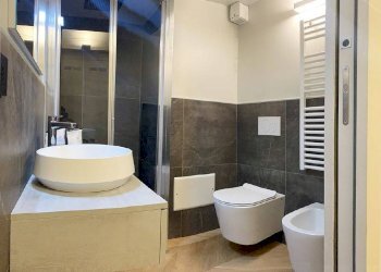 Bagno - Bilocale via San Francesco d'Assisi, 35, Torino (zona Centro) - foto 20