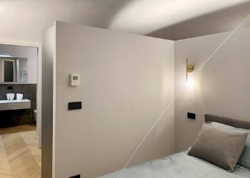 Salone - Bilocale via San Francesco d'Assisi, 35, Torino (zona Centro) - foto 27