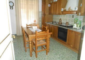 DSCN9971.JPG - Villa Via per Chiatri, Lucca - foto 8