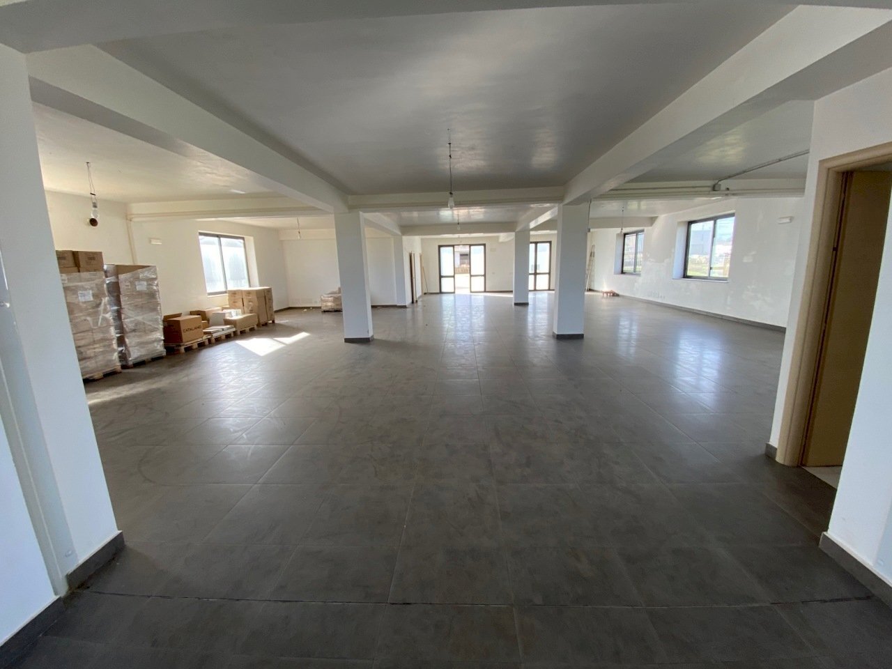 IMG_2017.jpg - Locale Commerciale Modica - foto 2