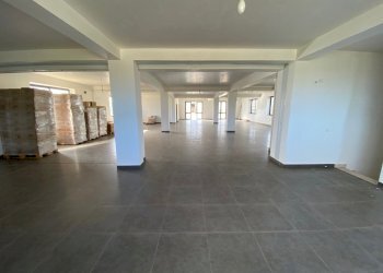 IMG_2018.jpg - Locale Commerciale Modica - foto 3