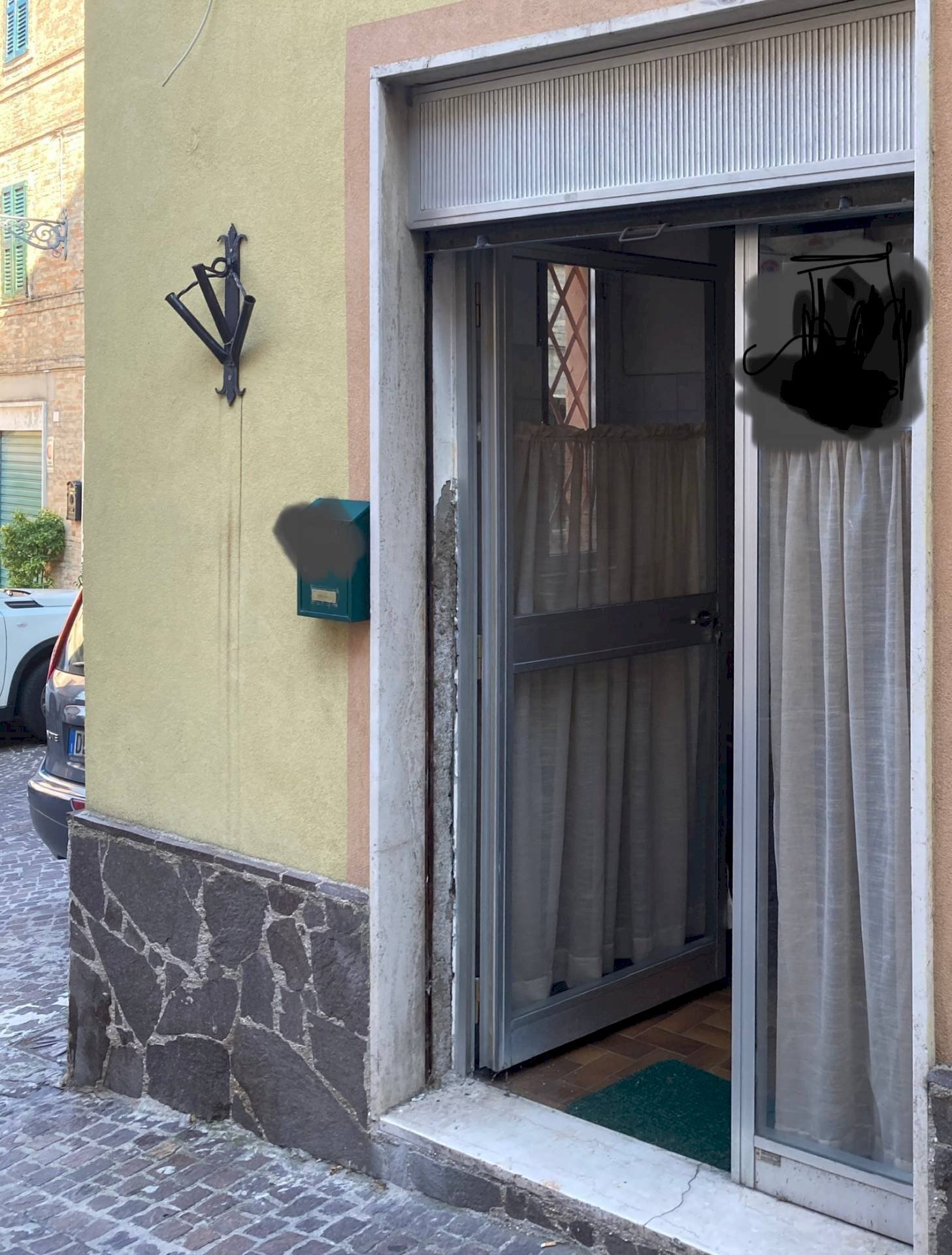 Commercial Activity Corso Mazzini, Monte Urano - photo 1