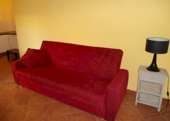 DIVANO LETTO - Monolocale via Capo di Lucca, Bologna (zona Irnerio) - foto 8