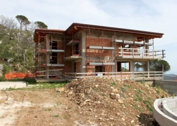 facciata - Villa via Costa Saturnia I, 42, Spigno Saturnia - foto 9