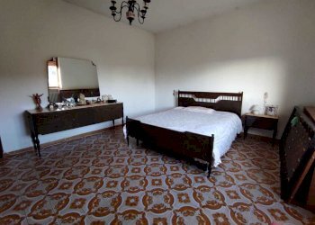 lu9.jpg - Porzione di casa Luni - foto 11