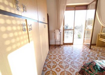 lu10.jpg - Porzione di casa Luni - foto 12