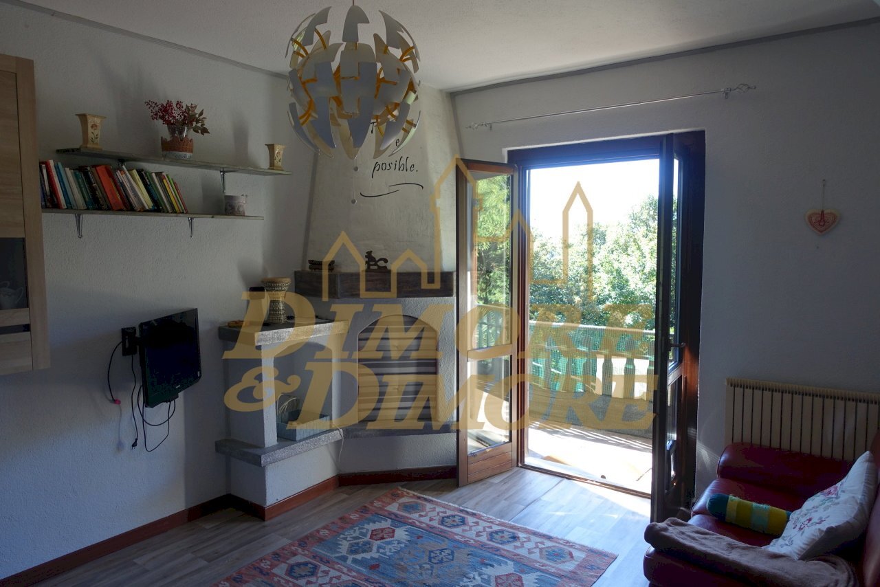 Sala 2.JPG - Appartamento Via Per Albagnano, Bee - foto 2