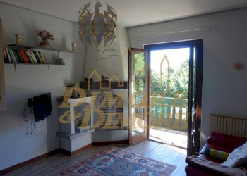 Sala 2.JPG - Appartamento Via Per Albagnano, Bee - foto 2