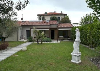 esterno - Villa via Versilia, Forte dei Marmi - photo 2