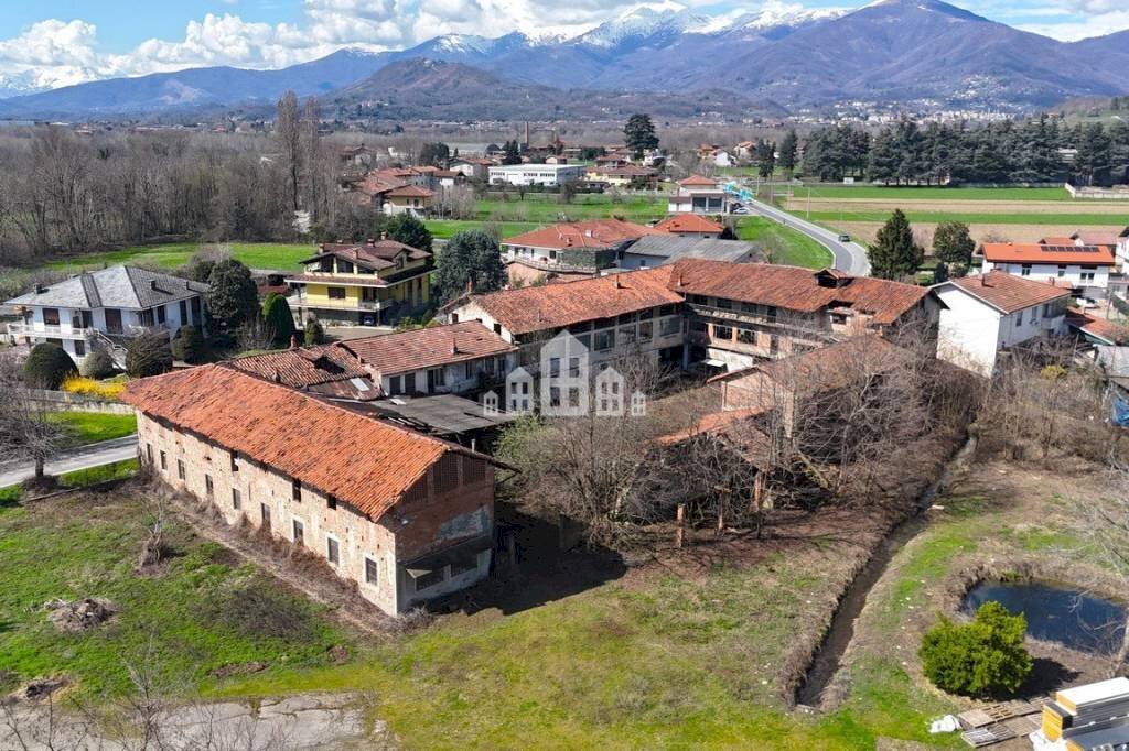 Vista - Casa indipendente via per Cuorgnè, 81, Castellamonte - foto 3