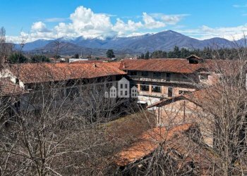 Vista - Casa indipendente via per Cuorgnè, 81, Castellamonte - foto 9