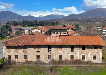 Vista - Casa indipendente via per Cuorgnè, 81, Castellamonte - foto 24